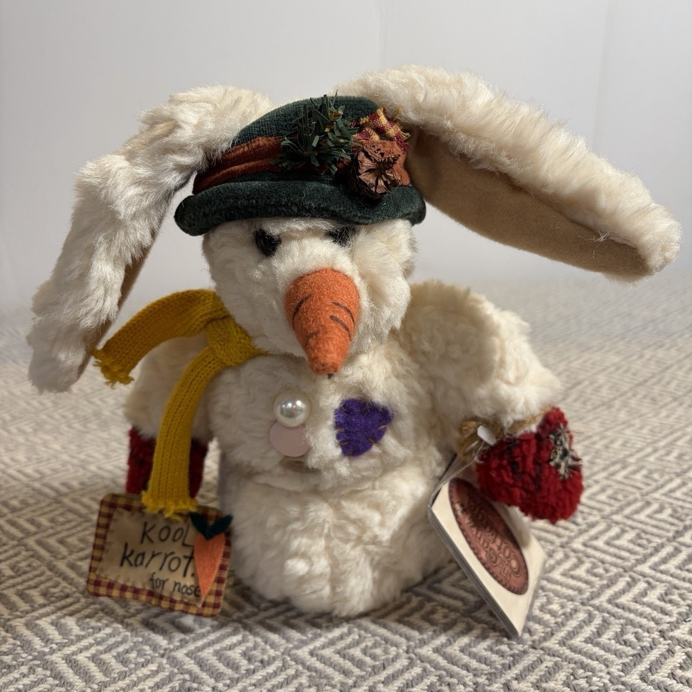 Ganz Cottage Snowbun Bunny Rabbit Snowman Karrot HTF Rare